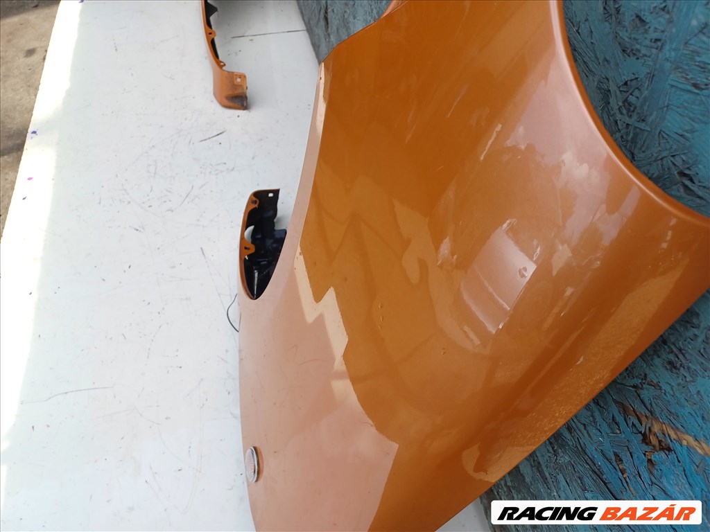 Daihatsu Trevis bal első sárvédő enyhén sérült rozsdamentes 3. kép