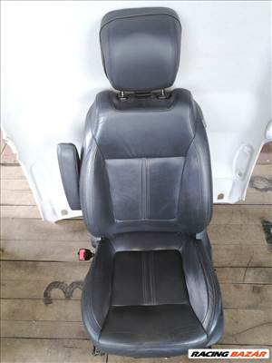 Peugeot 5008 I bőr ülés