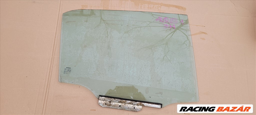 Toyota Auris (E150) ablak üveg oldalüveg lejáró üveg hátsó szélvédő  2. kép