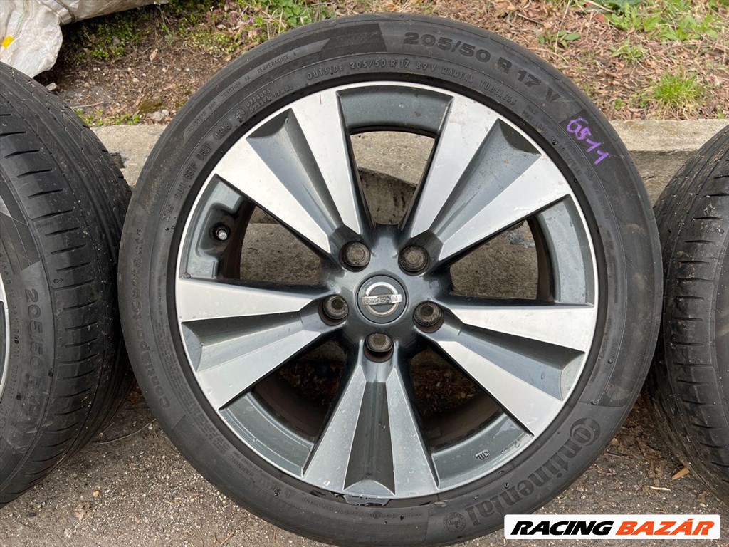 Nissan Pulsar (C13) 205 / 50 / R17 / 5x114,3 / 6,5J / ET45 Alufelni Szett Gumival n50701 3. kép