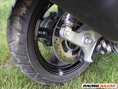 SUZUKI BURGMAN 650Z,2013,ABS,OSZTRÁKRÓL:3407 KM-T FUTOTT HÁTSÓKERÉK ELADÓ