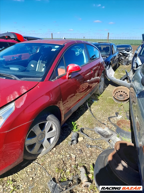 Citroën C4 I bontott alkatrészei 4. kép