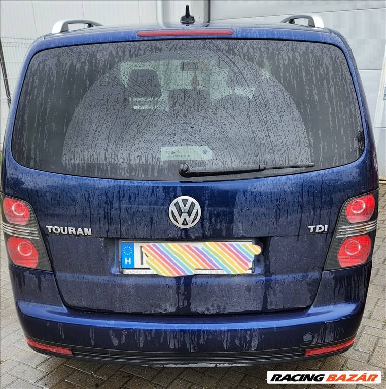 Volkswagen Touran 1.9pd  bontott alkatrészei 2. kép