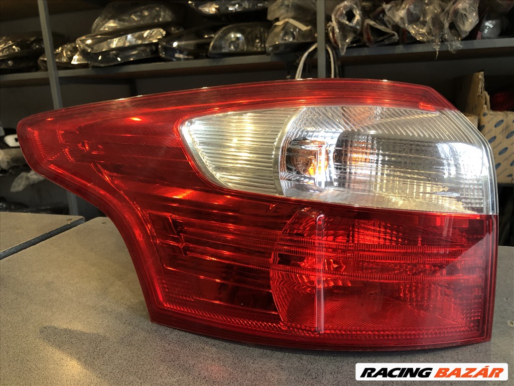 Ford Focus Mk3 Bal hátsó külső lámpa LED bm5113405hf 2. kép