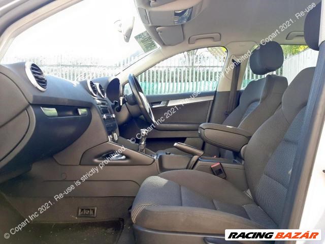 Audi A3 (8P) (8P) bontott alkatrészei 5. kép