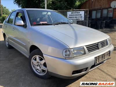 Volkswagen Polo Classic 1.4i bontott alkatrészei