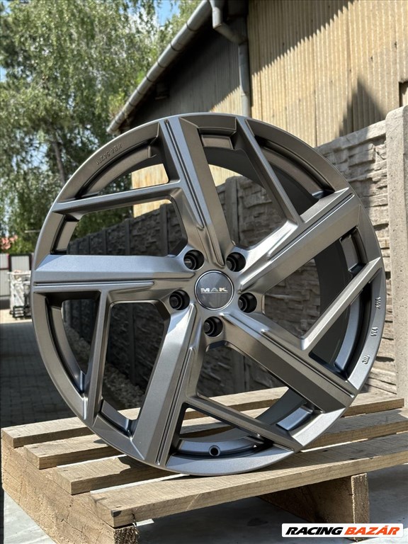 R20 5x112 (57,1) MAK QVATTRO 9J ET42 M-TITAN NEW 1. kép