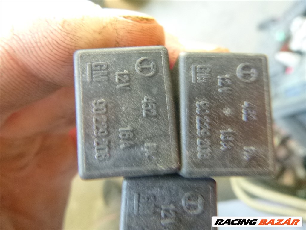 Opel Astra G relé GM 90 229 206 gm90229206 2. kép