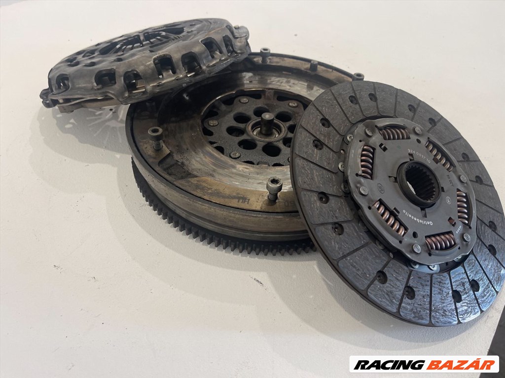 BMW E90 E91 E92 E93 330d N57D30A 245le kuplung szett lendkerékkel 4. kép