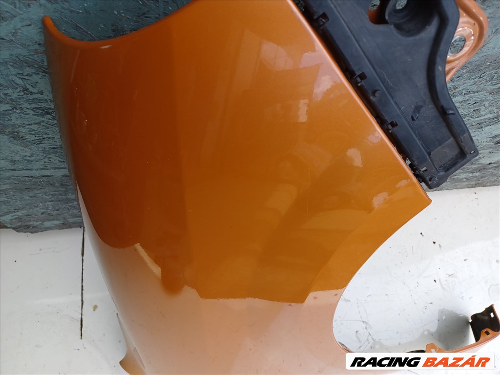 Daihatsu Trevis jobb első sárvédő enyhén sérült rozsdamentes 2. kép