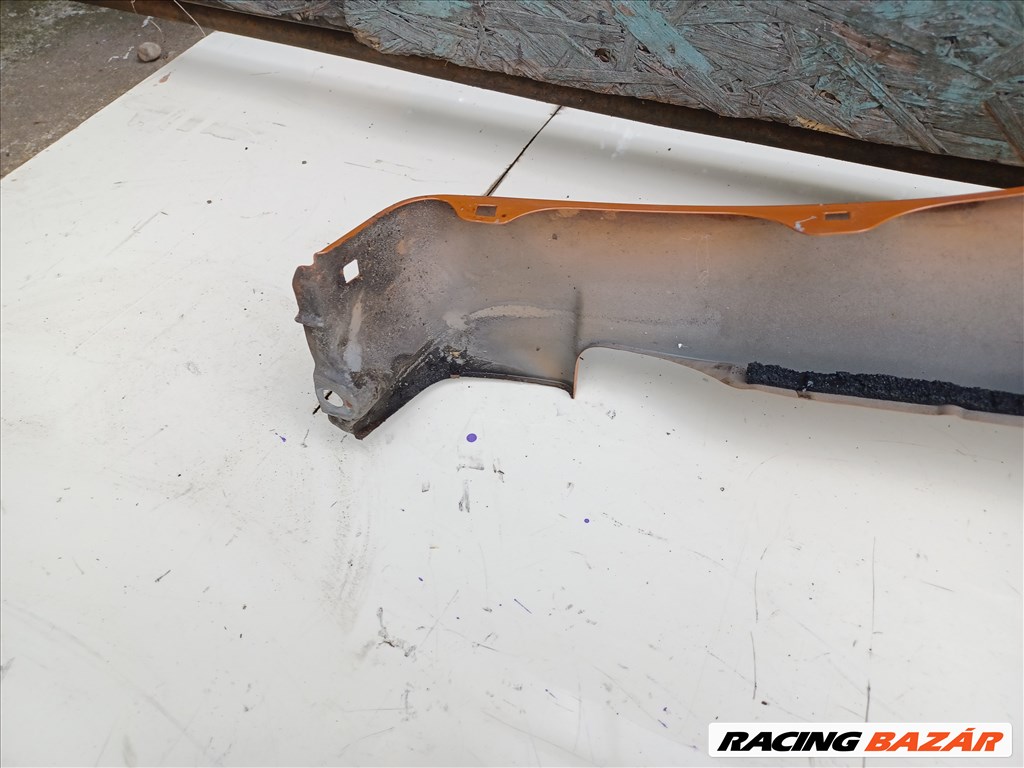 Daihatsu Trevis jobb első sárvédő enyhén sérült rozsdamentes 5. kép