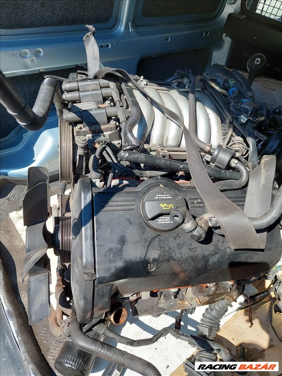 Skoda Superb 2,8 V6 motor  2. kép