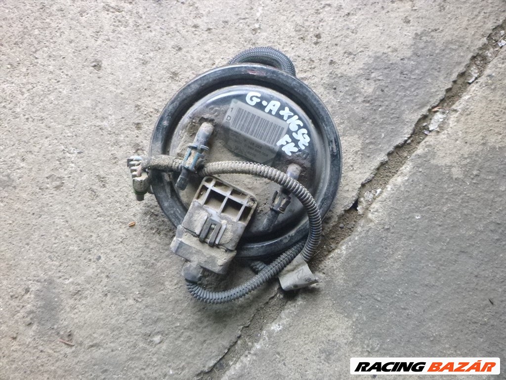 Opel Astra G 1.6 benzinszivattyú fedél csatlakozóval 9 128 222 0580305008 1. kép