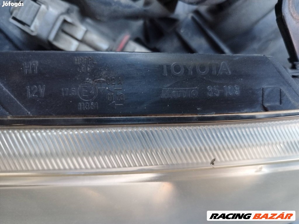Toyota Avensis (T250) jobb fényszóró  3. kép