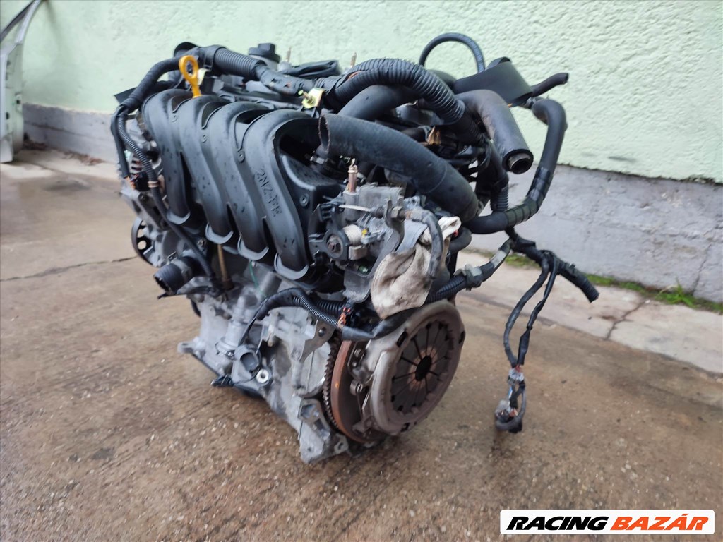 Toyota Yaris (XP10) motor  2. kép