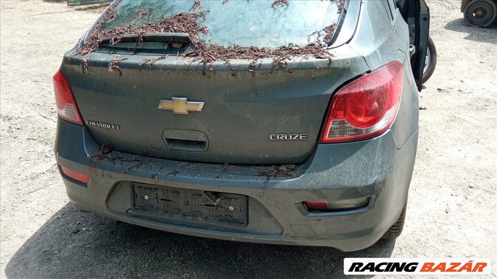 Chevrolet Cruze bontott alkatrészei 1. kép