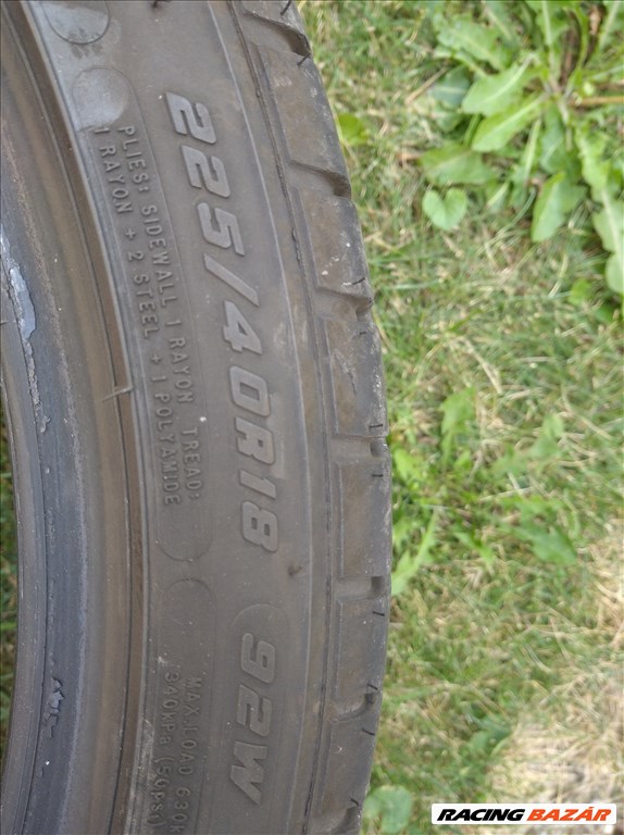  225/40R18 Goodyear Eagle F1 Nyári 3. kép