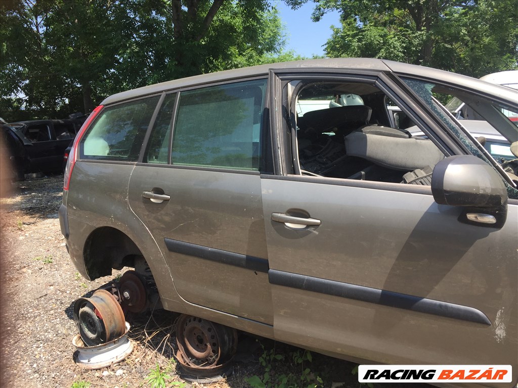 Citroën C4 Picasso I bontott alkatrészei 4. kép