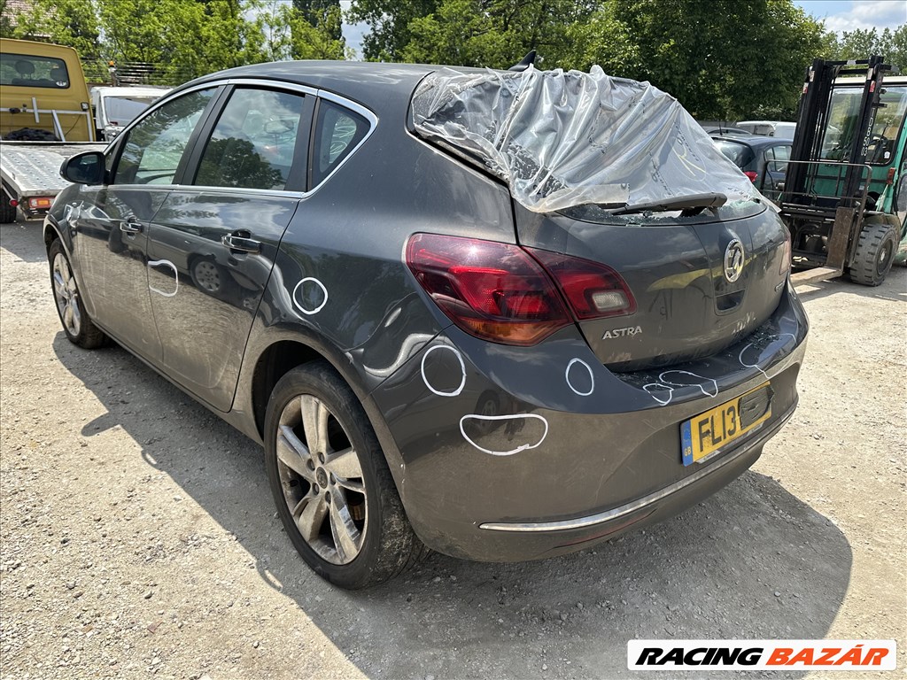Opel Astra J bontott alkatrészei 3. kép