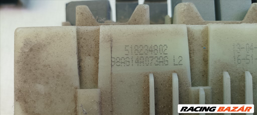 Ford Focus Mk1 biztosítéktábla  3. kép