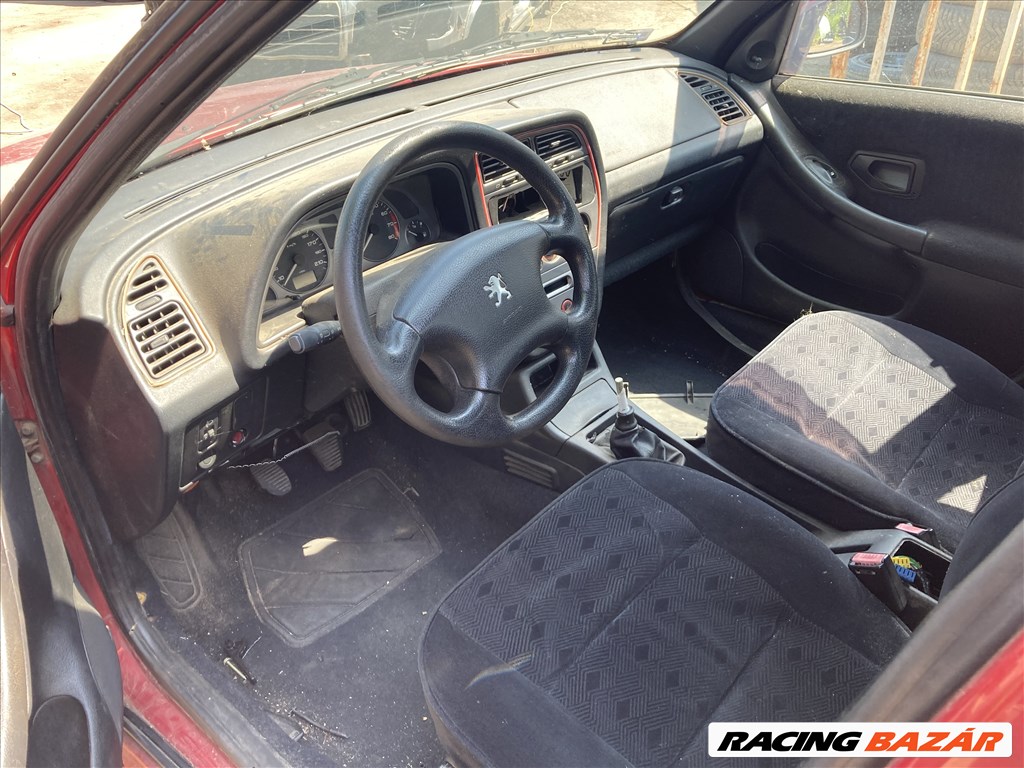 Peugeot 306 1.4i bontott alkatrészei 3. kép