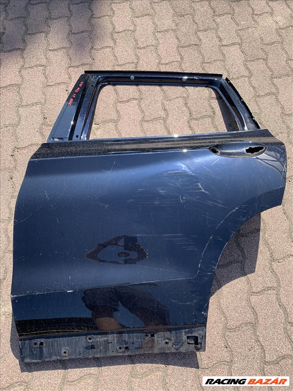 BMW X1 F48 (2019-től) bal hátsó ajtó 1. kép