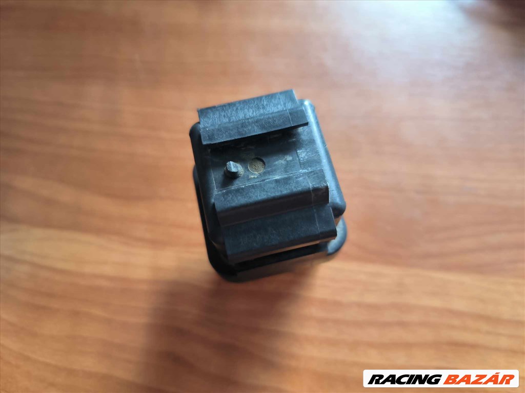 Toyota Corolla Verso (AR10) izzítórelé  2861067010 1. kép