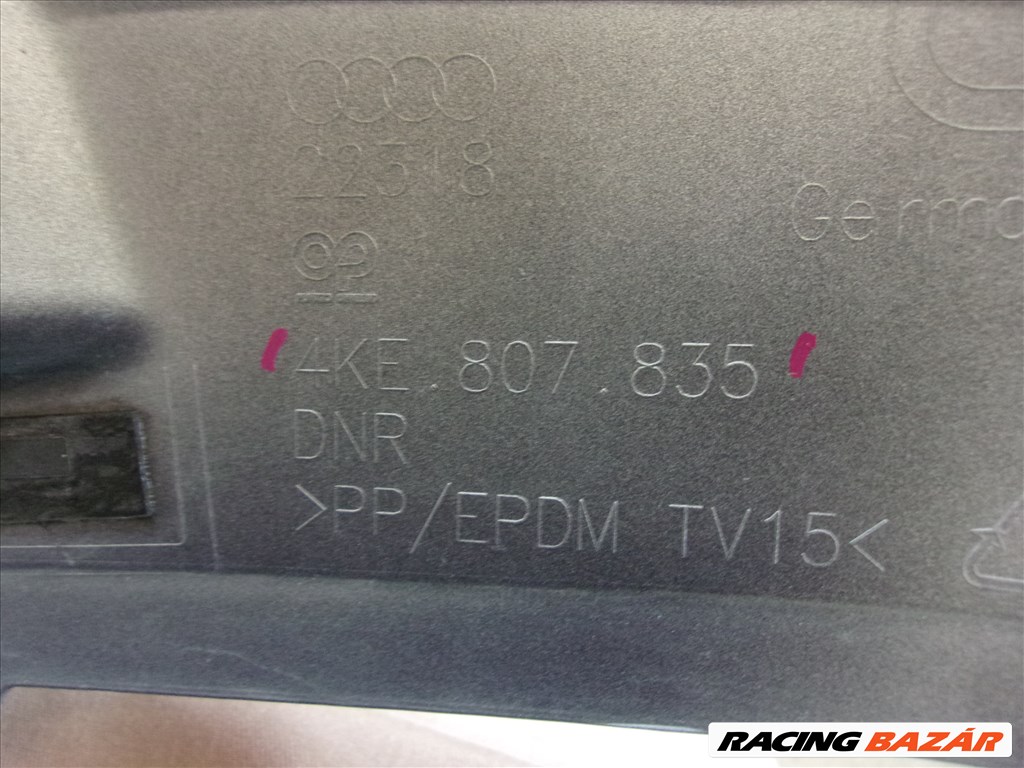 AUDI E-TRON 4KE hátsó lökhárító szegély 2019- 4KE807835 6. kép