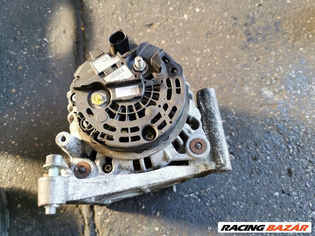 Volkswagen Touareg I R5 TDI generátor  070903024 0124625018 2. kép