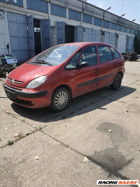 Citroën Xsara Picasso 1.6 HDI bontott alkatrészei 6. kép