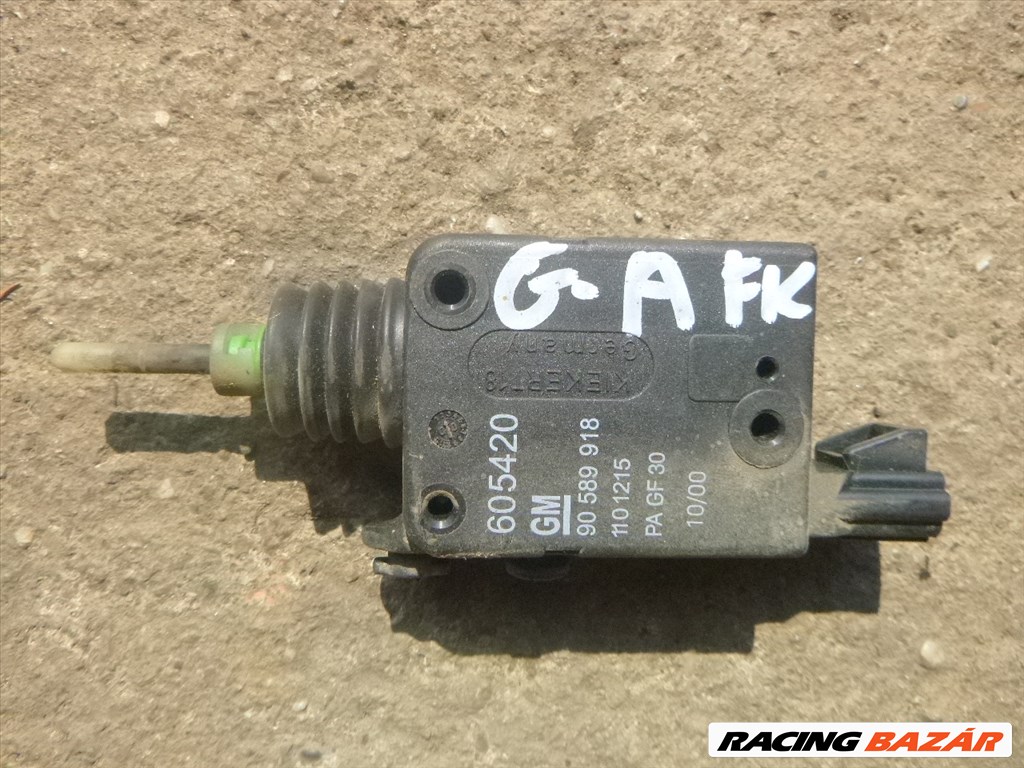 Opel Astra G,, 2000,,    tankajtó zár motor GM 90 589 918 2. kép