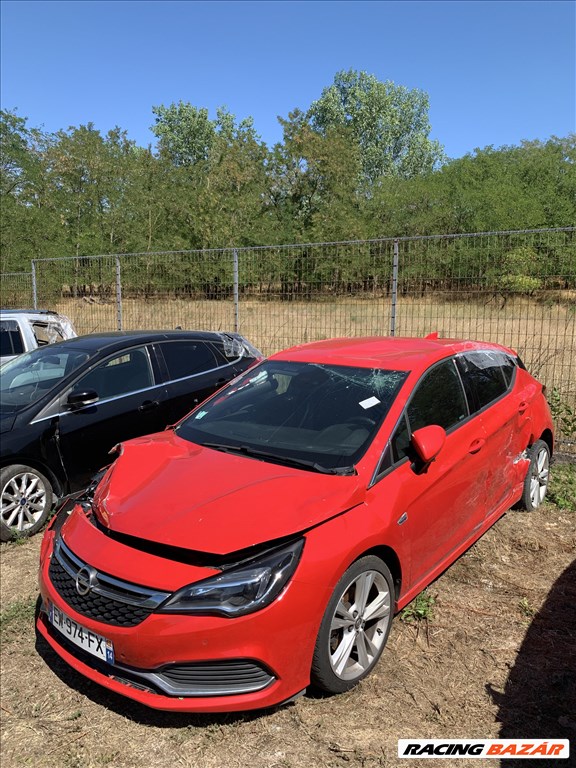 Opel Astra K bontott alkatrészei 1. kép