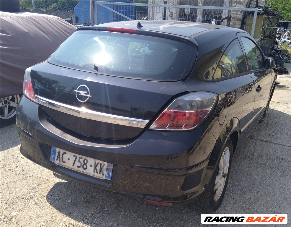 Opel Astra H GTC hátuljához alkatrészek 1. kép