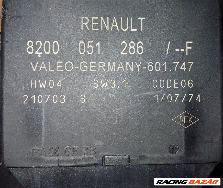 Renault Espace IV Tolató radar elektronika 8200051286 1. kép