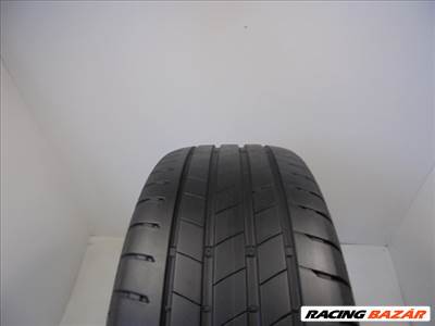 Bridgestone T005 225/65 R17 