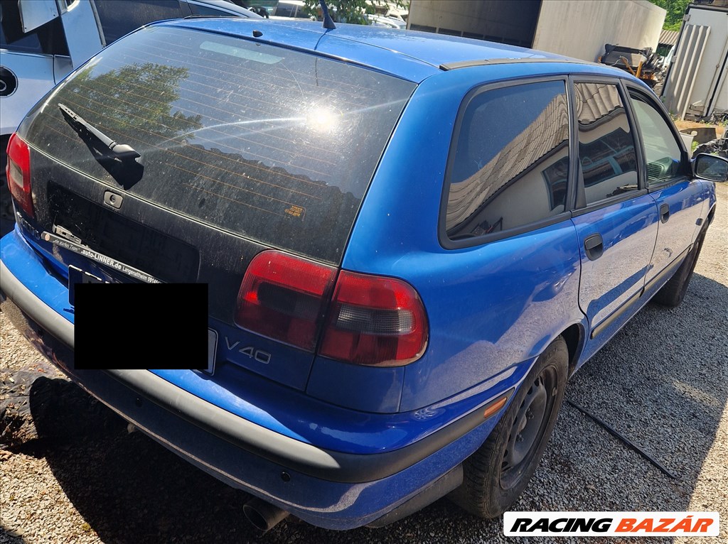 Volvo V40 2.0 / Bontott Alkatrészei 2. kép