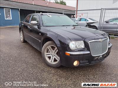 Chrysler 300C 3.0 CRD 86e mérföld bontott alkatrészei