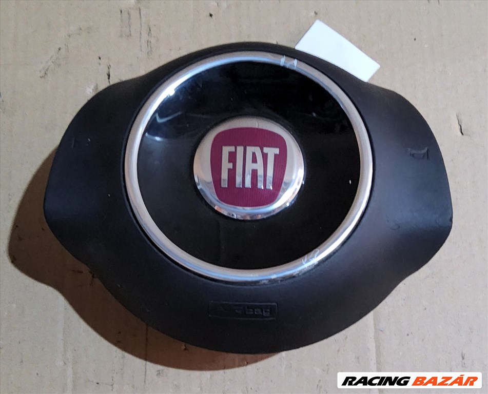 166395 Fiat 500 2007-2015 fekete színű, egy lila csatlakozós kormánylégzsák  1. kép