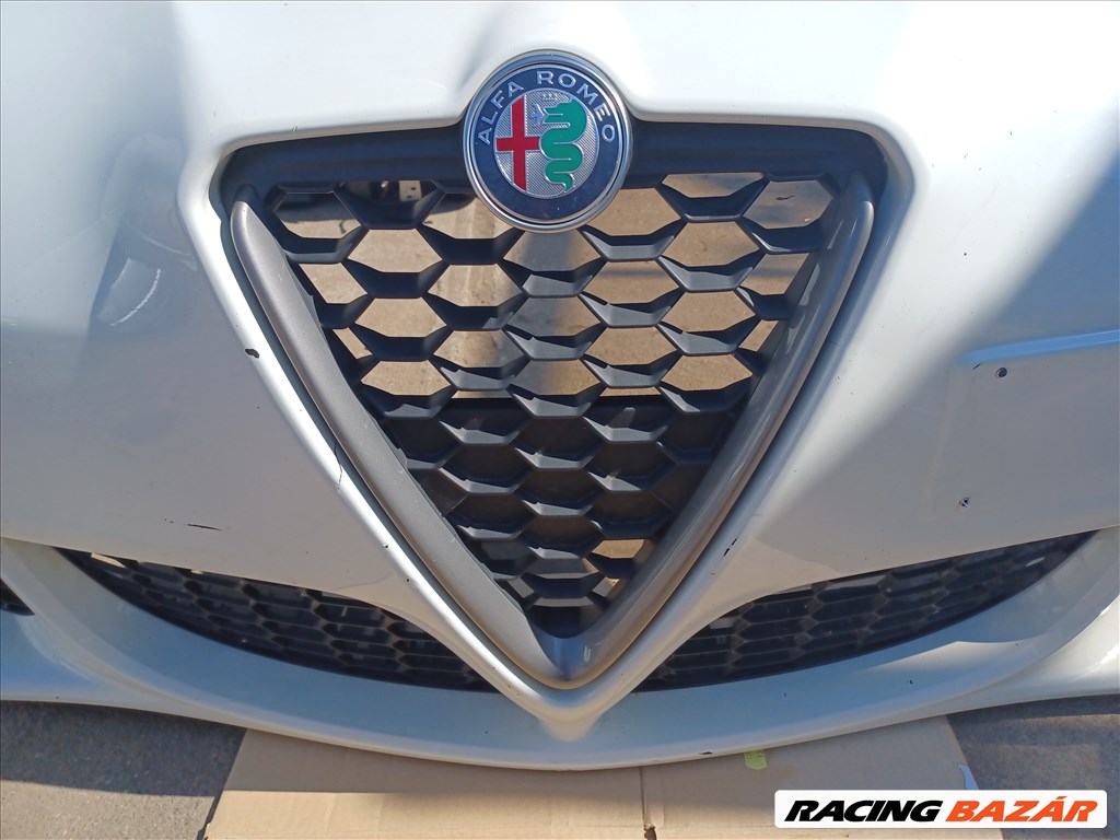 Alfa Romeo Giulietta első lökhárító 296A 156085887 8. kép