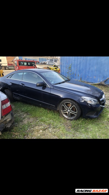 Mercedes Benz E coupe w 207 nyúlvány, torony 6. kép