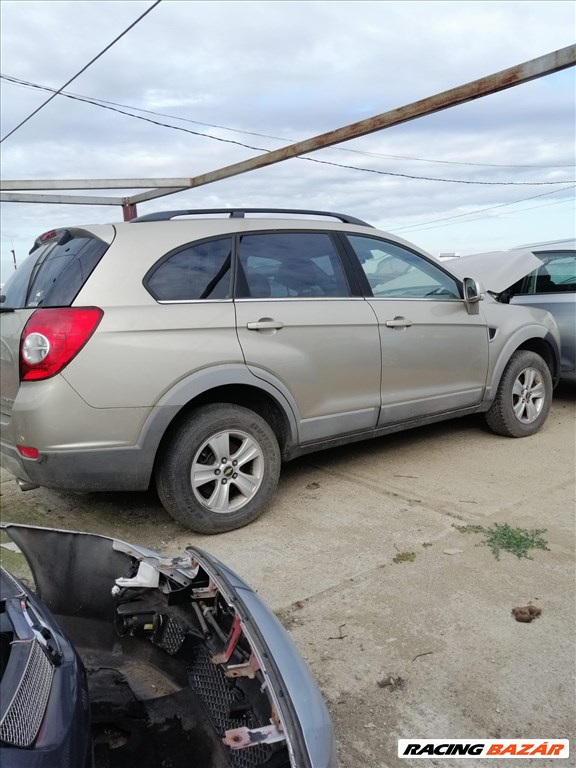 Chevrolet Captiva bontott alkatrészei 11. kép