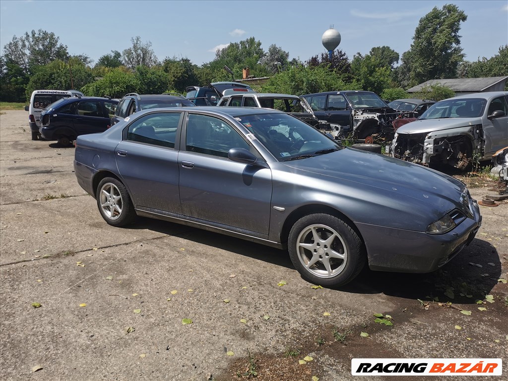 Alfa Romeo 166 2.0 TS bontott alkatrészei 3. kép