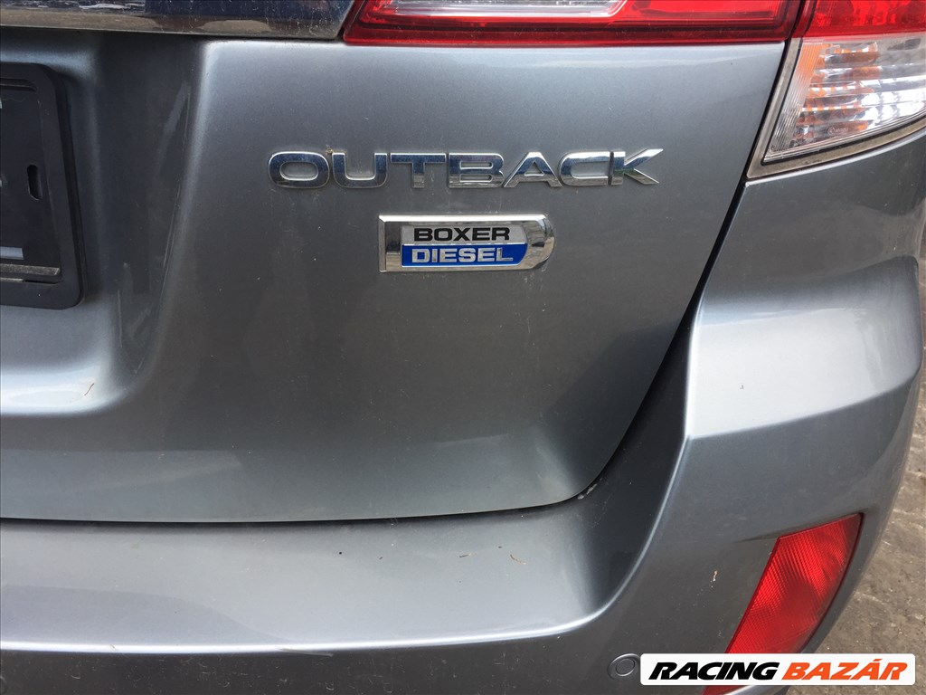 Subaru Legacy bontott alkatrészei 4. kép