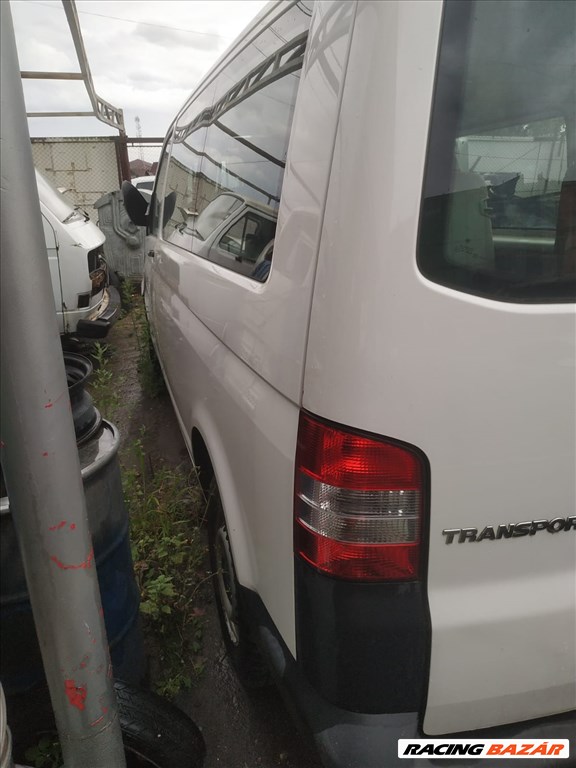 Volkswagen Transporter T5 2.0 tdi CAAB motoros 185 000 km bontott alkatrészei 5. kép