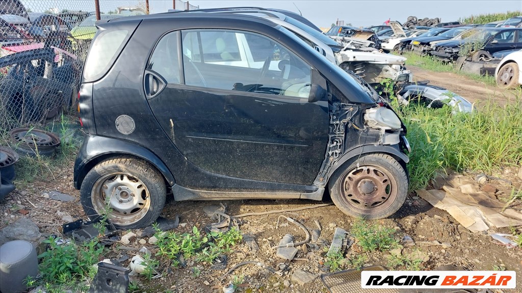 Smart Fortwo I bontott alkatrészei 5. kép