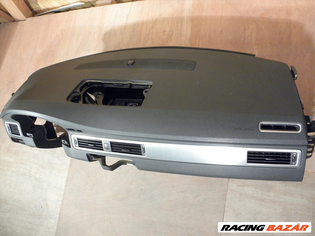 Volvo S80, V70, XC70 műszerfal légzsákkal  6. kép