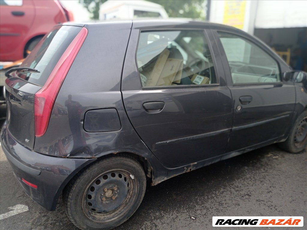 Fiat Punto II bontott alkatrészei 6. kép