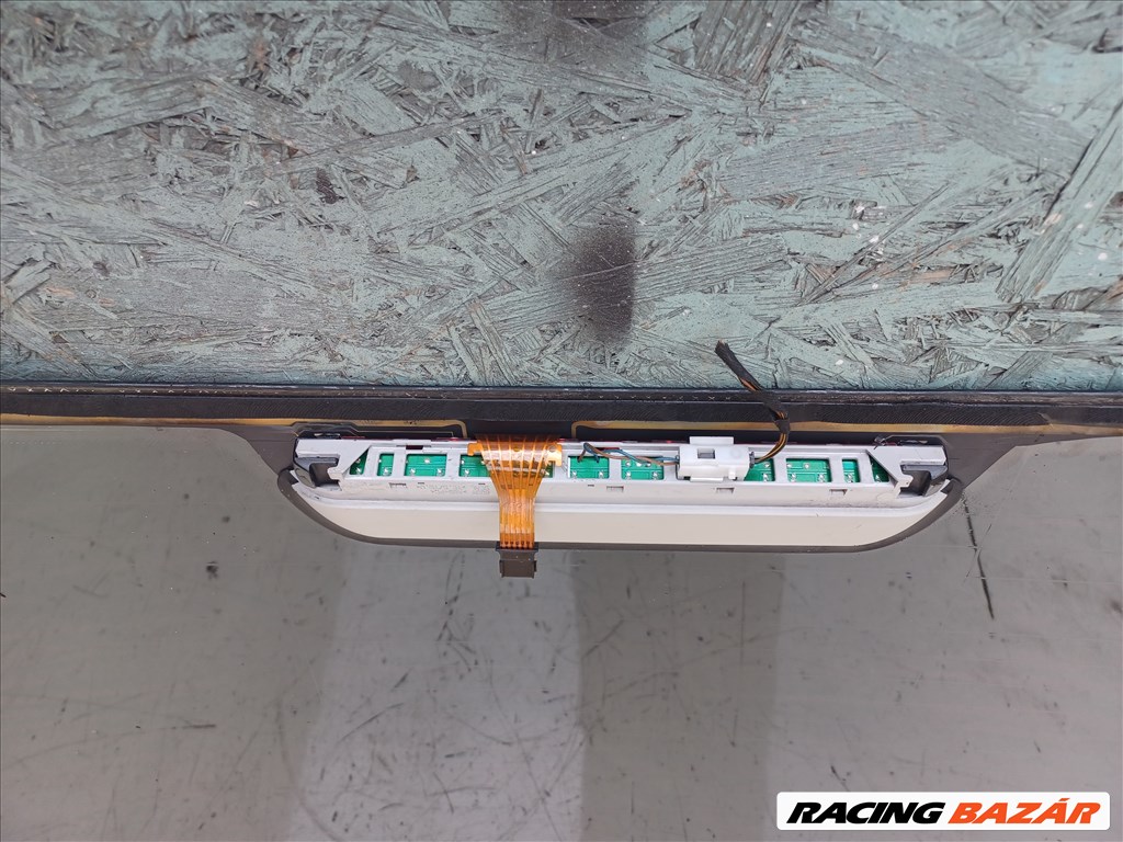 BMW 3-as sorozat E90, E91, E92, E93 hátsó szélvédő sedan 6. kép