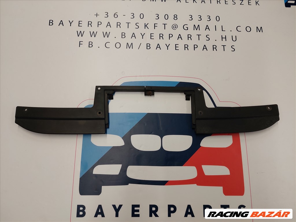 BMW E46 touring fekete hátsó lökhárító diffúzor vonóhorog keret (131151) 5112825157151128251 1. kép