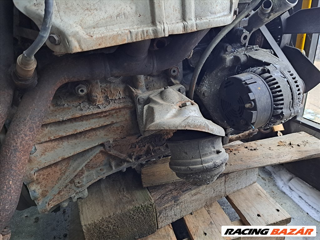 Eladó Mercedes-benz W210 E200 E 200 motor 100 Kw 2.0 benzin 111942 6. kép